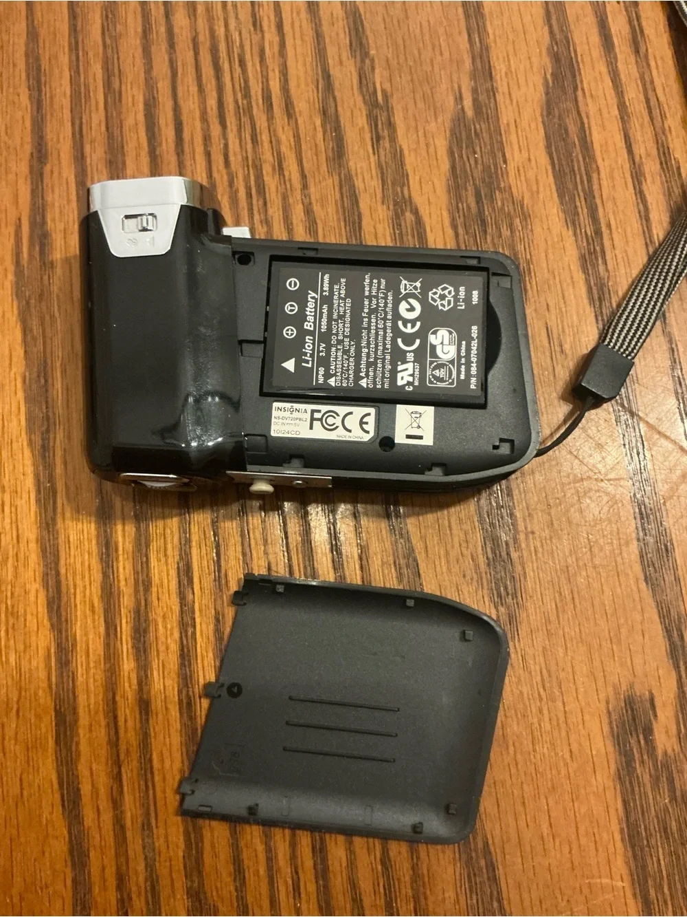 Insignia compact digital